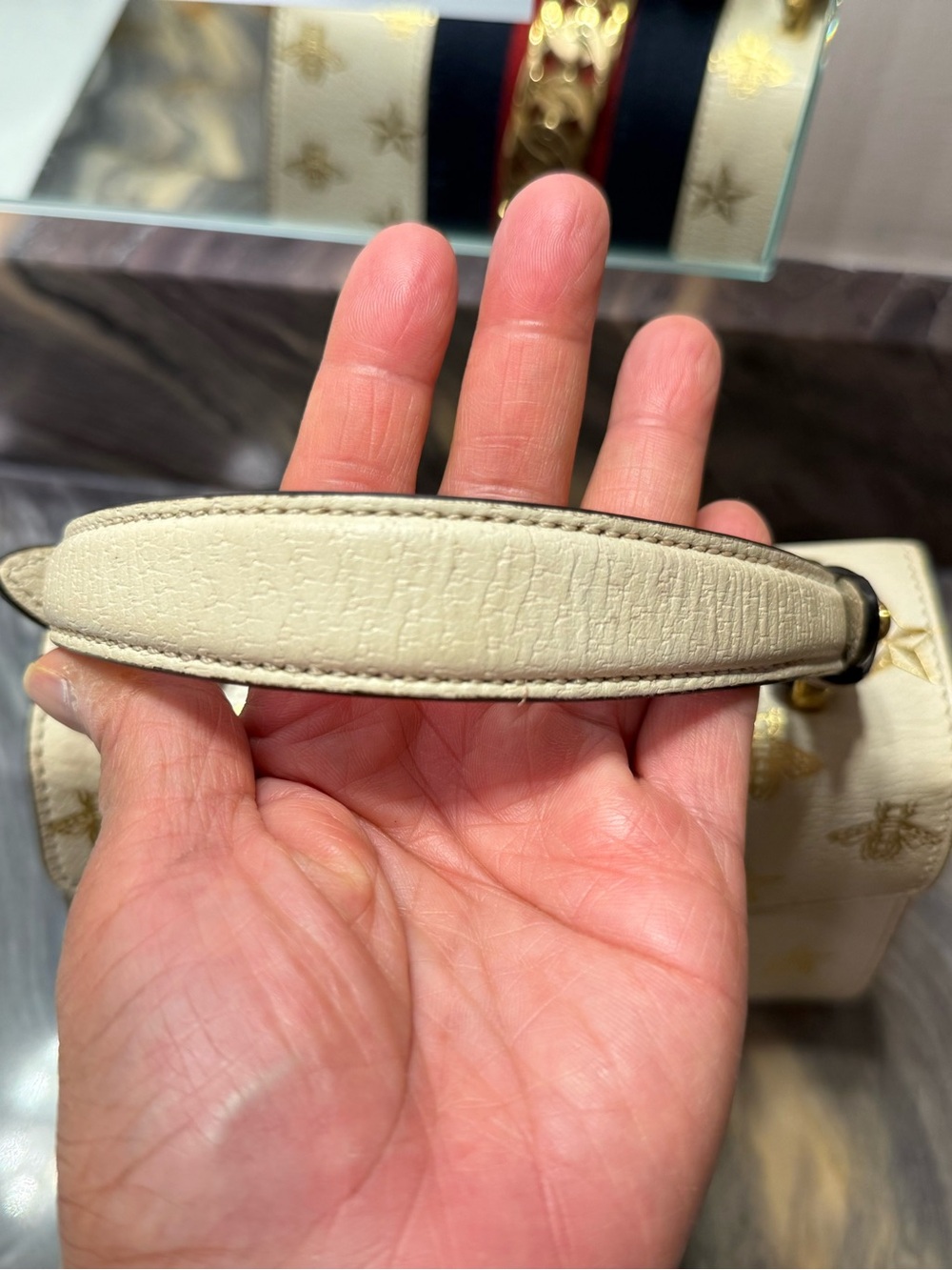 Gucci Cream Leather Top-Handle Shoulder Bag with Navy & Red Web - Picture 7 of 16